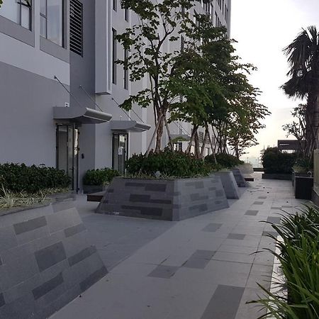 Giang Son River Gate Ben Thanh Ho Chi Minh City Exterior photo