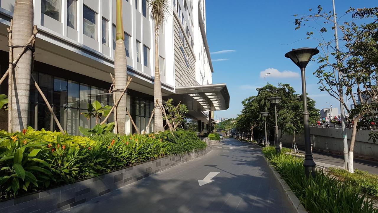 Giang Son River Gate Ben Thanh Ho Chi Minh City Exterior photo